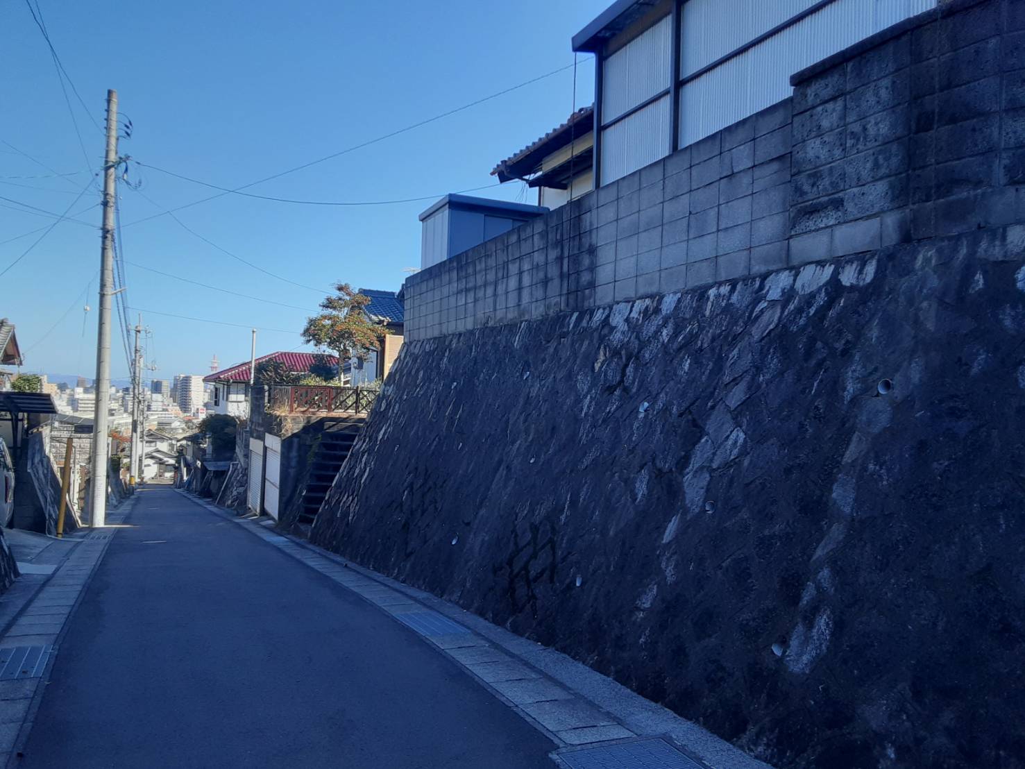 オカムラ・トーヨー住器のブロック塀からフェンスに♪の施工前の写真1
