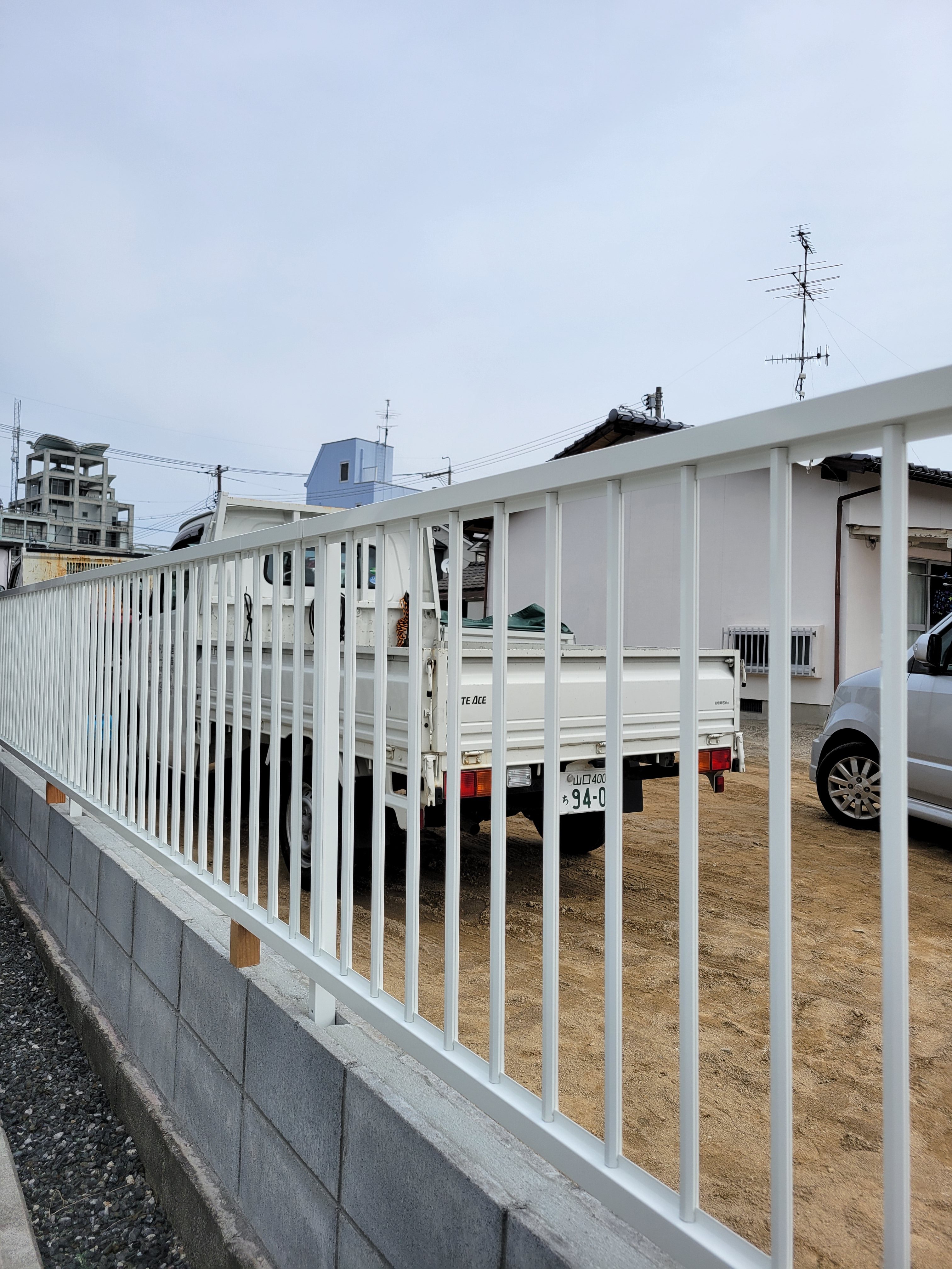 オカムラ・トーヨー住器のフェンス工事の施工事例写真