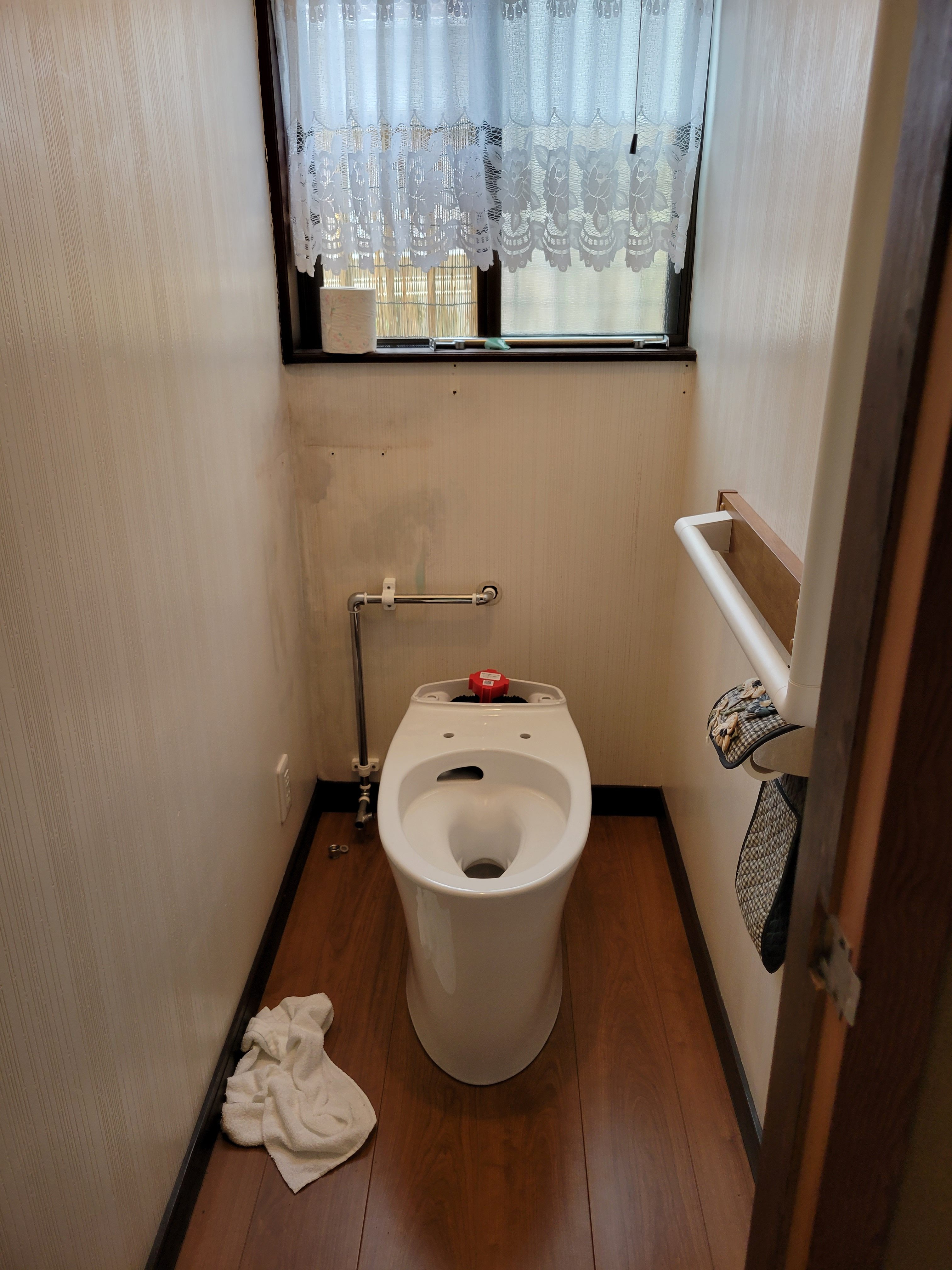 オカムラ・トーヨー住器のトイレ　プチリフォームの施工後の写真3