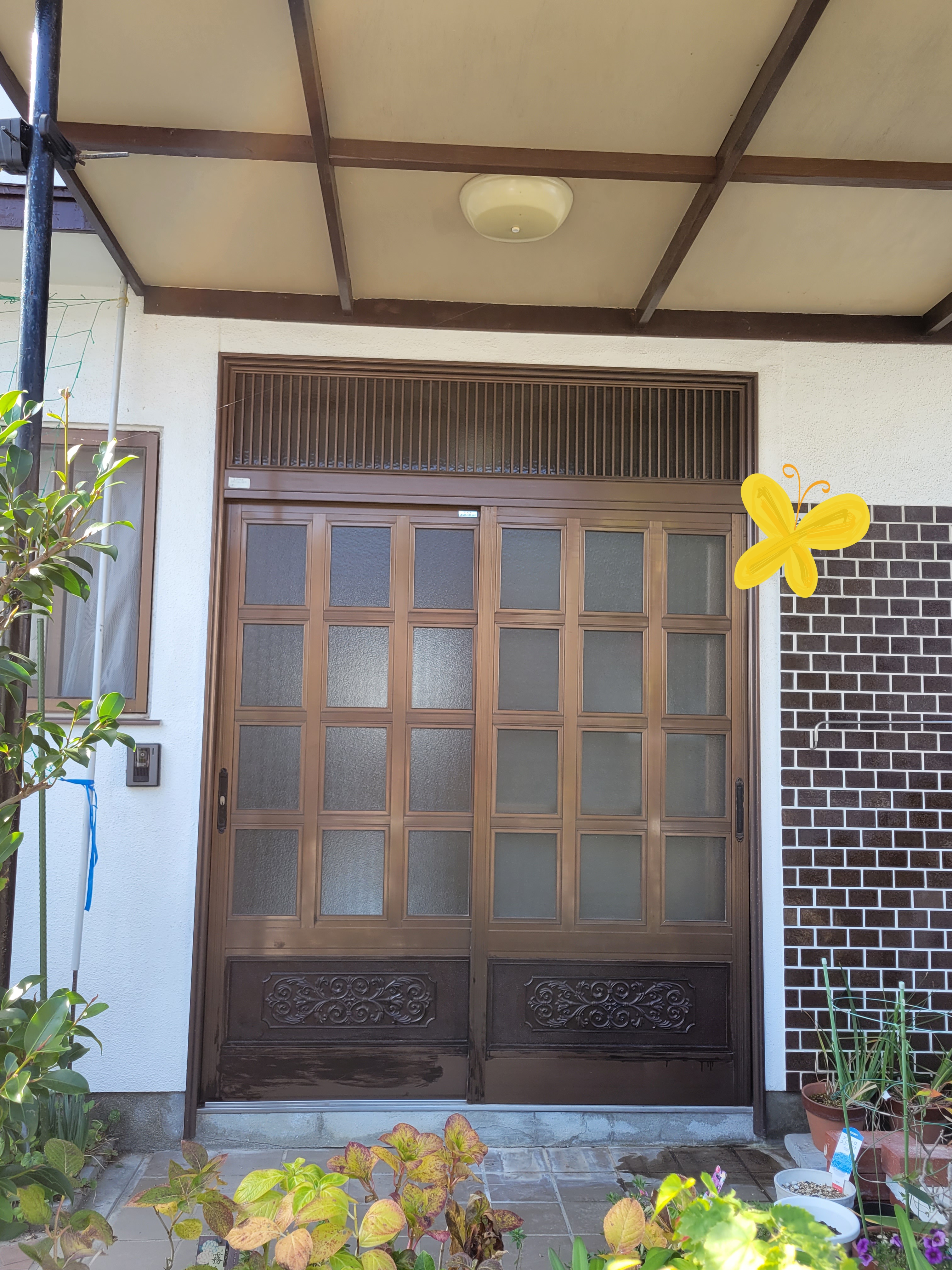 オカムラ・トーヨー住器の玄関リフォーム　リシェント　玄関引戸　取替の施工前の写真1