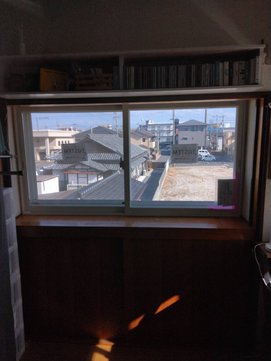 オカムラ・トーヨー住器の内窓取付工事　　LIXIL　インプラス　補助金　駆け込みの施工後の写真2