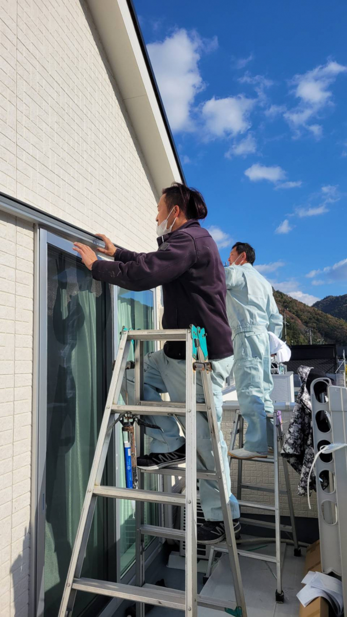 オカムラ・トーヨー住器のテラス屋根工事　スピーネ　LIXILの施工前の写真3
