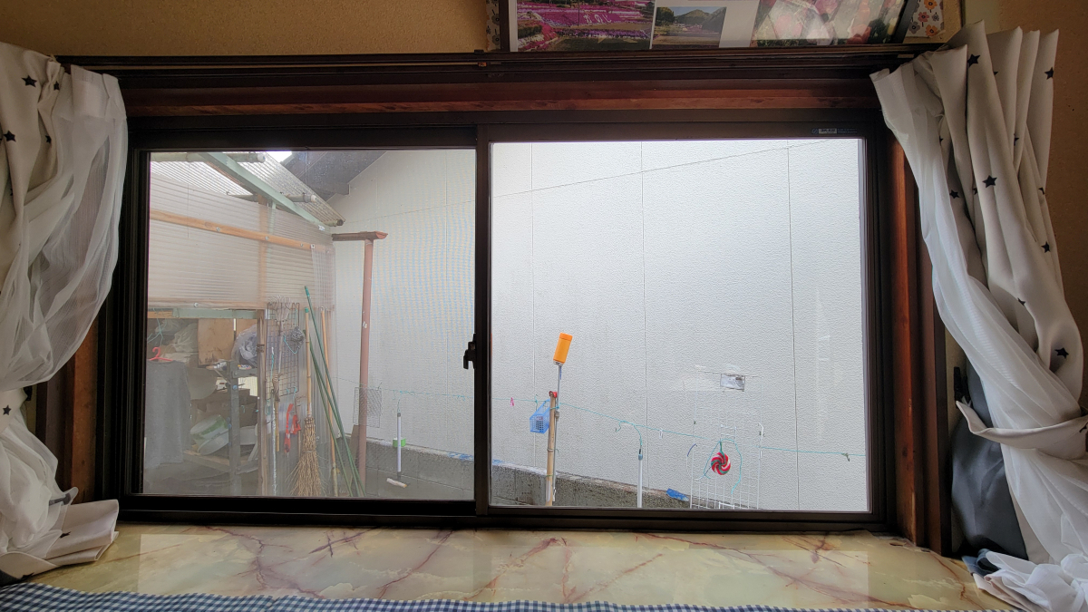 オカムラ・トーヨー住器のすきま風対策　内窓　インプラスの施工前の写真2
