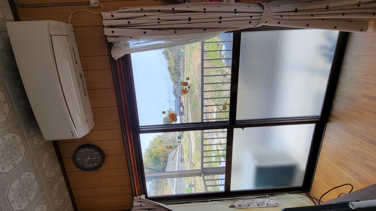 オカムラ・トーヨー住器のすきま風対策　内窓　インプラスの施工前の写真3