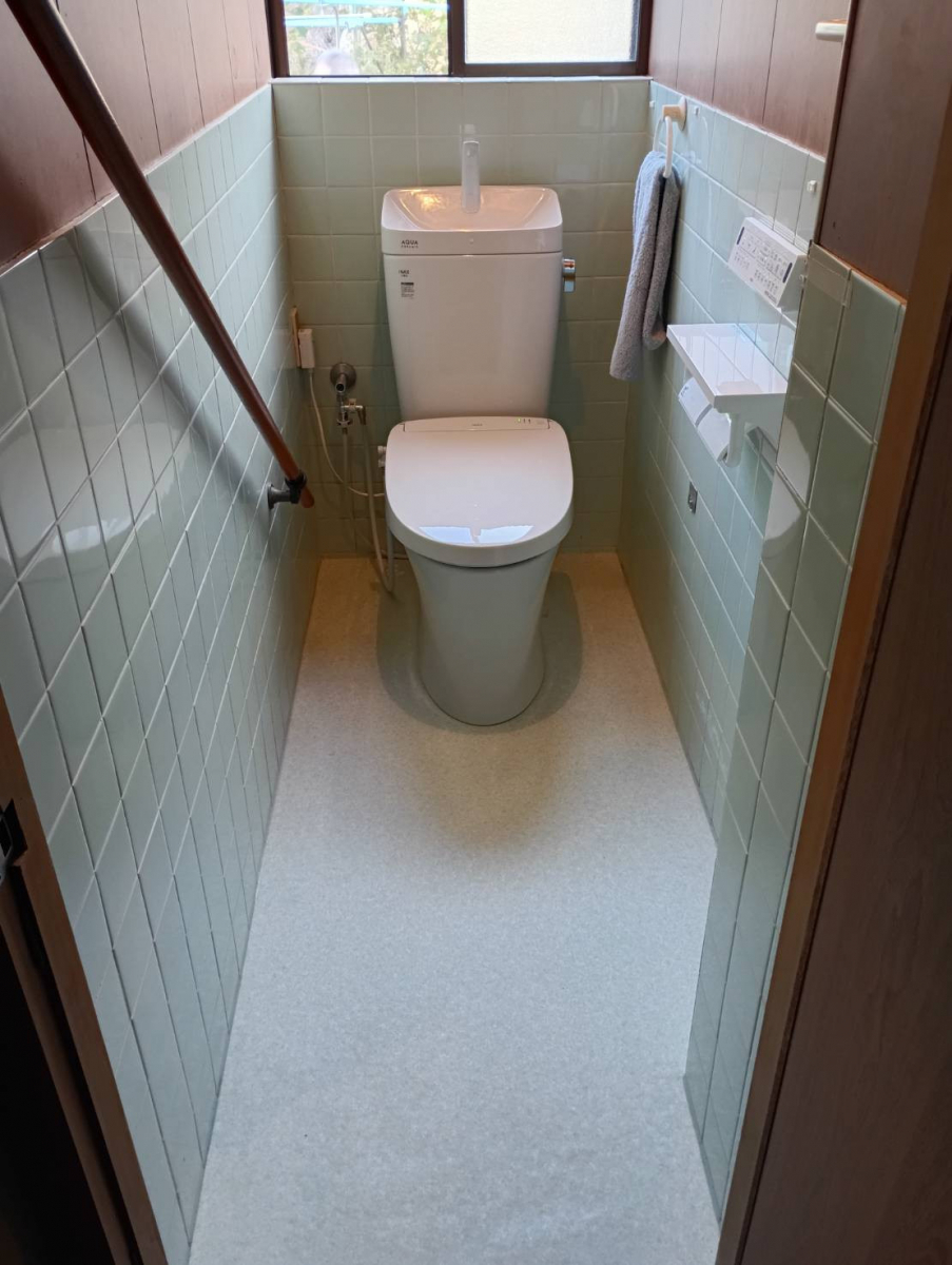 オカムラ・トーヨー住器のトイレをとりかえるの施工後の写真1