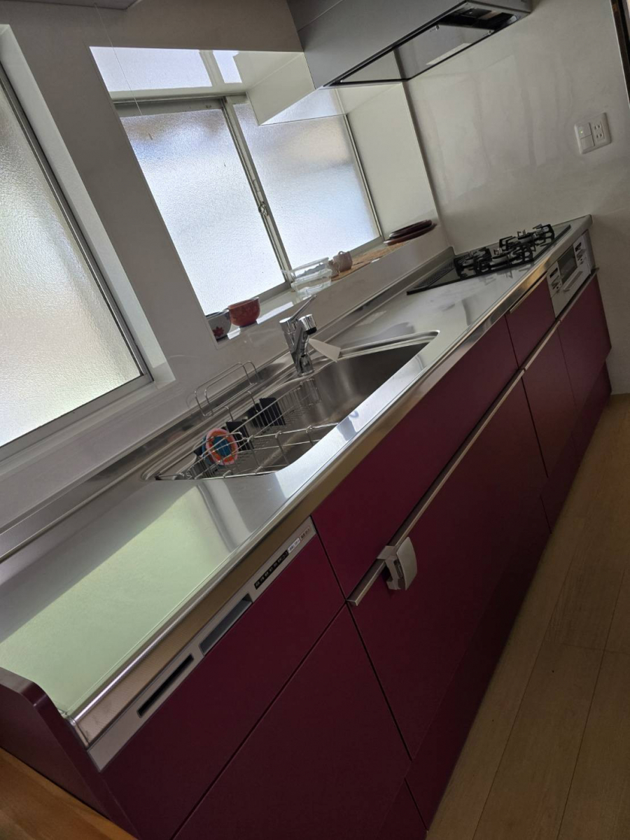 オカムラ・トーヨー住器のセクショナルキッチンからシステムキッチンへの施工後の写真3