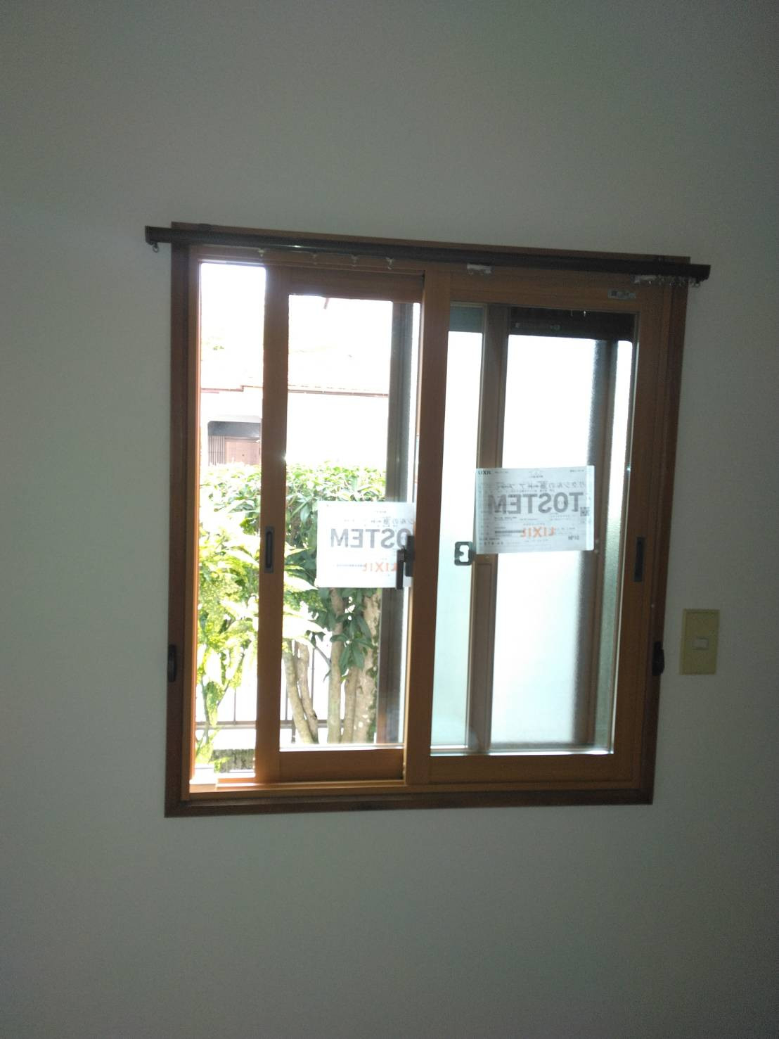 オカムラ・トーヨー住器の結露を抑えていつも快適に　内窓　インプラス　LIXILの施工後の写真1